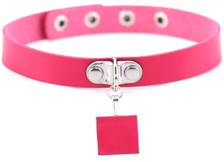 Halsband Square Neck Rosenfarben