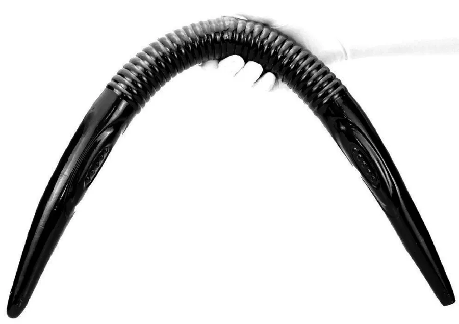 Doppeldildo Blackworm 75 x 4.5cm lang
