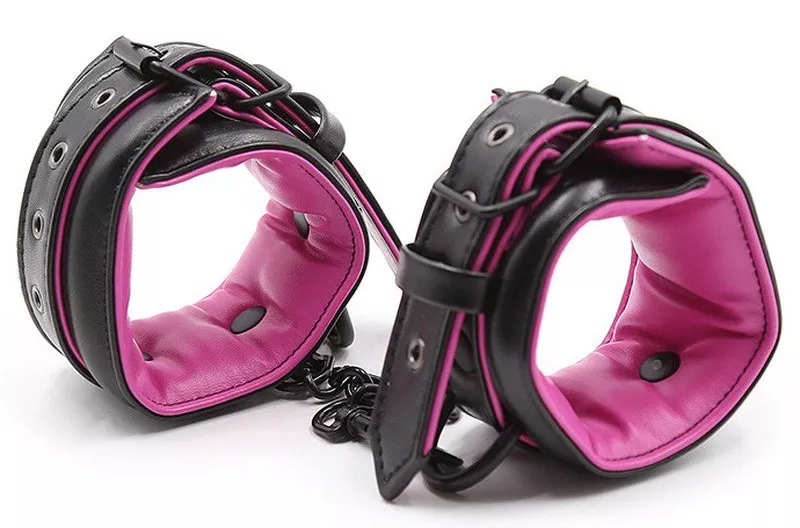 Gepolsterte Handschellen für Handgelenke Rosa