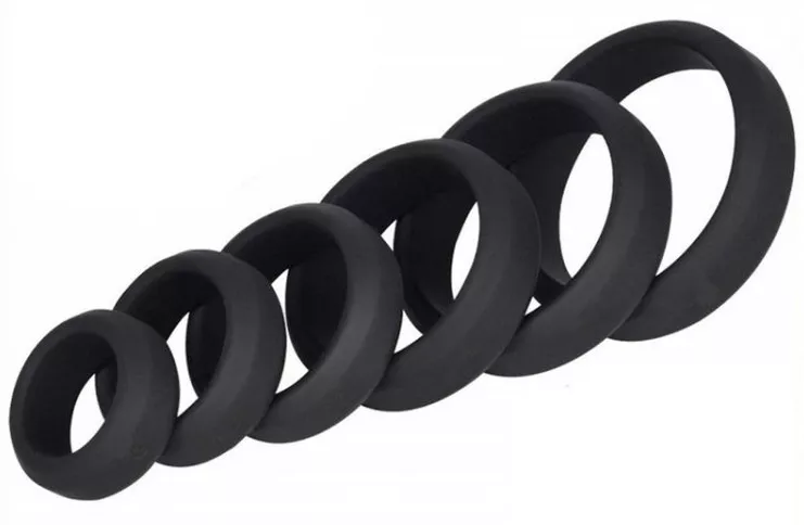 Set aus 6 Penisringen Silikon Hyperion Schwarz