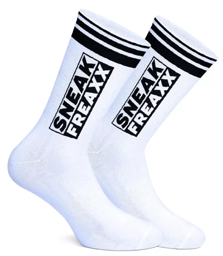 Weiße Socken Abuse Me