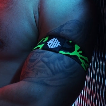 Brassards Neo Camo Noir-Vert Neon