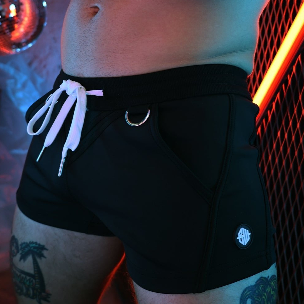 Short Revolution Noir