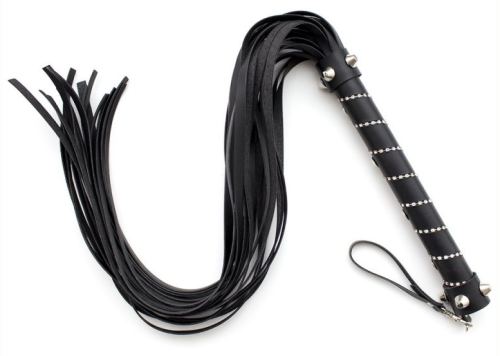 Long Diamond Flogger 75cm Black