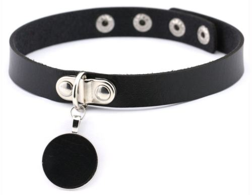 Round Moon Choker Black