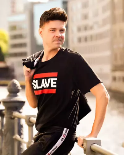 T-Shirt Sk8erboy Slave – 2/5