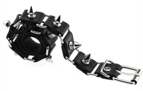 Punk Piks Black Choker