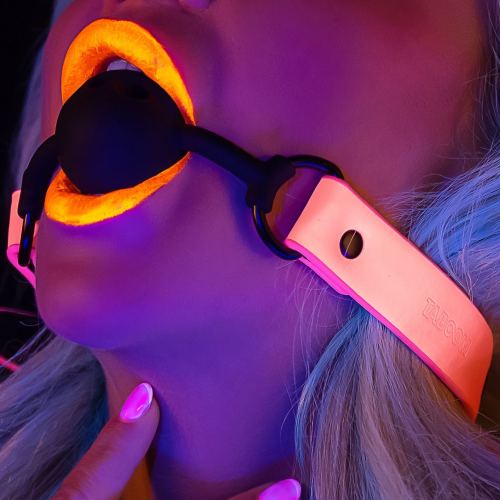 Phosphorescent Ball Gag Glow Pink Taboom 40mm