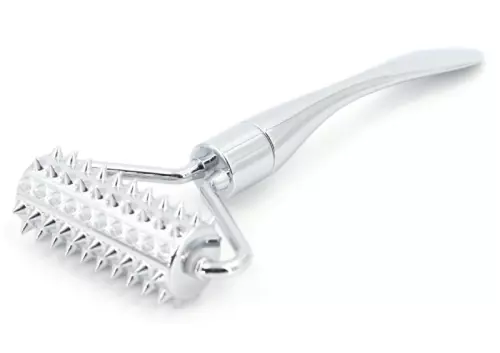 Stachelwalze aus Metall Micro Roller 12cm – 1/8