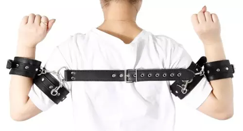 Arm-Handgelenk-Fesseln BACK BICEPS Schwarz – 1/7