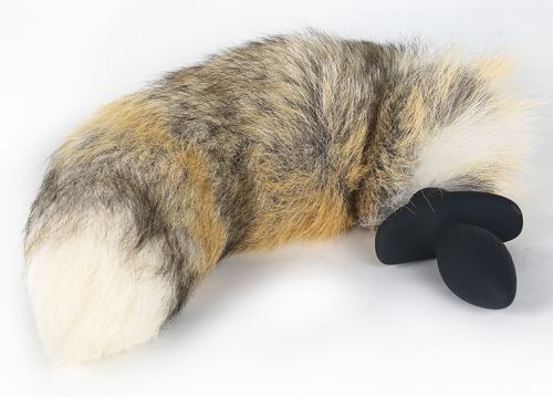 WOLFYS Vibrating Plug with Wolf Tail 9 x 4cm Tail 45cm Tawny