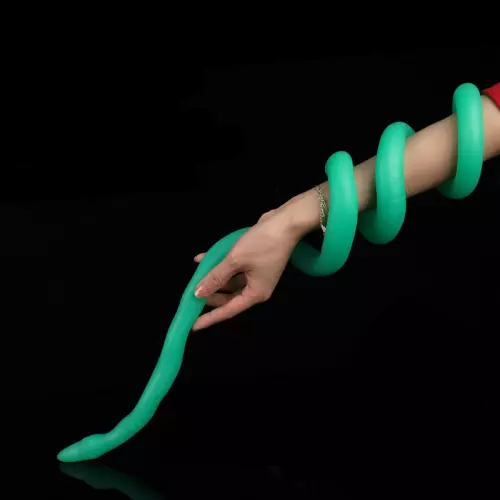 Lange dildo Ultra Snake 120 x 2.7cm Groen – 2/3