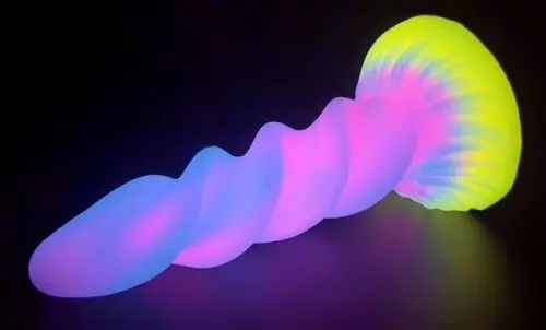Unicorn Horn Spiral Luminescent Dildo 17 x 5.5cm – 4/6