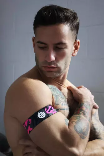 Armbänder Neo Camo Schwarz-Neon-Rosa – 5/5