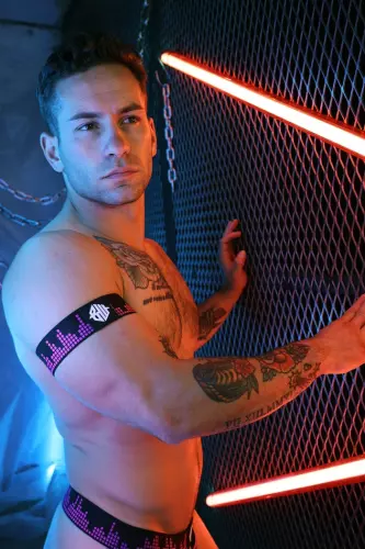 Armbänder Equalizer Schwarz-Neon-Rosa – 9/10