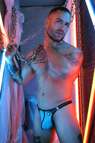 String Futura Blau – 10/11