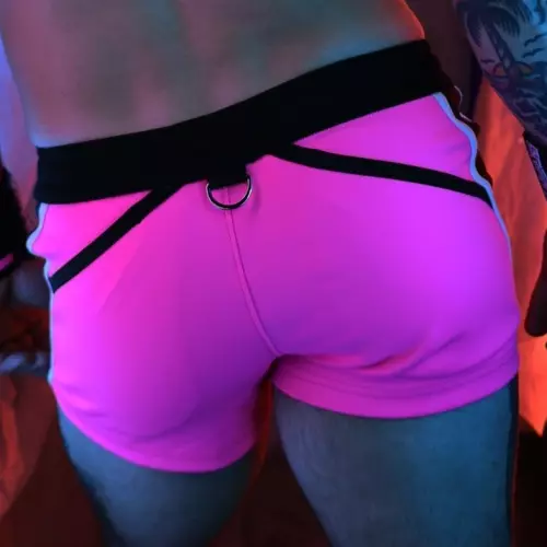 Revolution Short Neonrosa – 2/9