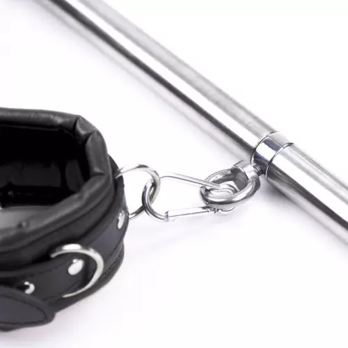 Simply Dom Haltestange Halsband und Handschellen Set Schwarz – 5/5