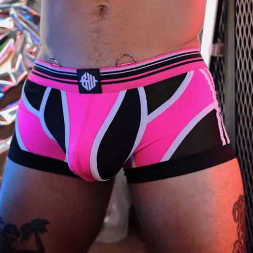Circuit Breaker Boxer Rosa – 1/11