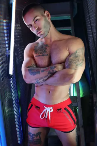 Kurze Hose Gymnetixxx Rot – 3/12