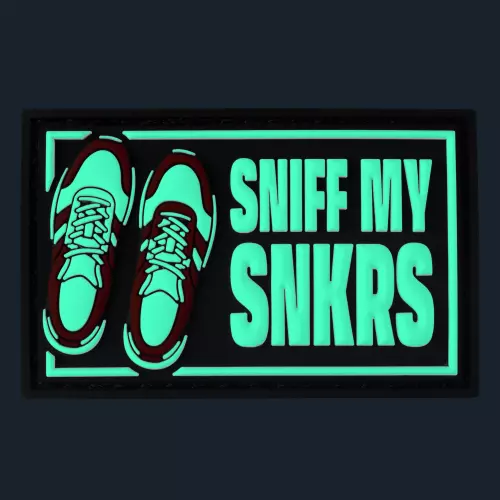 Tag Sniff my Snkrs met klittenband – 2/3