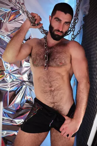 Shorts Icon Pride Schwarz-Rainbow – 7/11