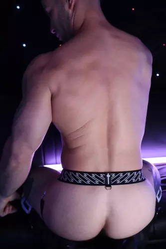 Jockstrap Gagged Schwarz – 7/10