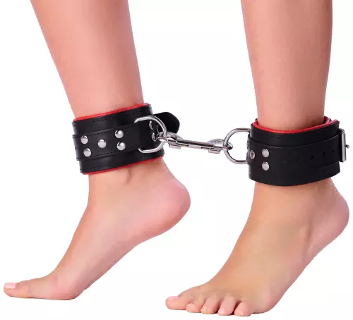 Gepolsterte Lederfesseln für die Knöchel Schwarz-Rot – 3/12