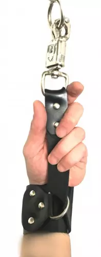 Lederfesseln mit Paniktkarabiner – 4/5