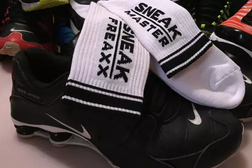 Socken SNEAK MASTER Weiß-Schwarz – 11/13
