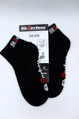 Kurze schwarze Socken QUARTER Sk8erboy – 10/11
