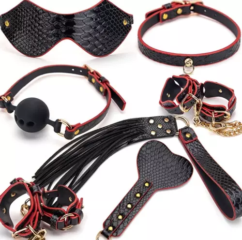 BDSM-Set 7-teilig Caiman Schwarz-Rot – 1/2