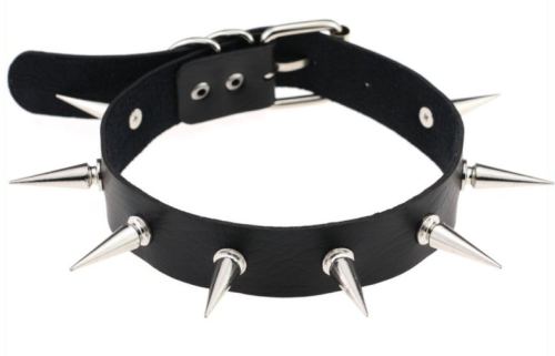 Spike Necklace Piky Lish Black